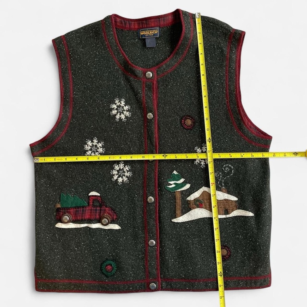 Vintage Woolrich Lambswool Silk Knit Christmas Scene Embroidered Sweater Vest XL - Picture 6 of 7